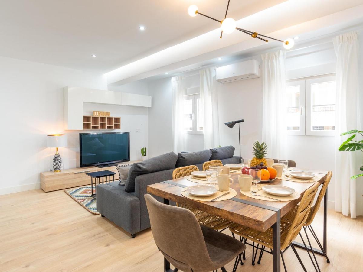 Gorgeous Renovated Apartment 2Br Ac Malaga Zewnętrze zdjęcie