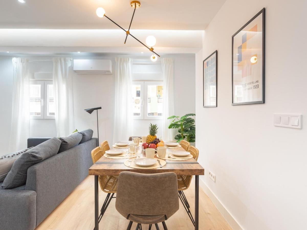 Gorgeous Renovated Apartment 2Br Ac Malaga Zewnętrze zdjęcie